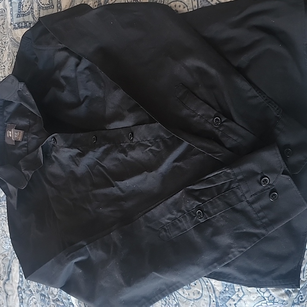 H&M button down shirt